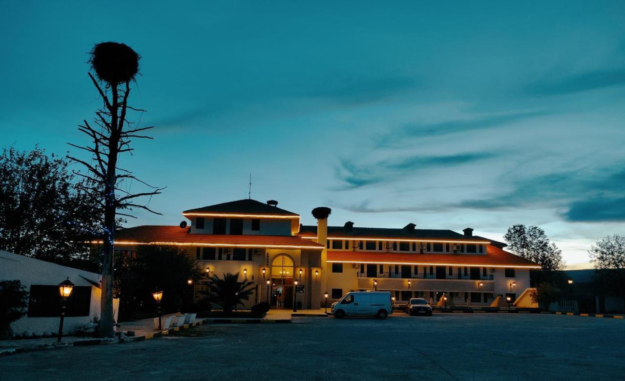 Amrouss Touristic Darmaroc Azrou Exterior foto